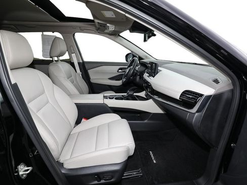 Used 2023 Nissan Rogue SL w/ SL Premium Package image 22