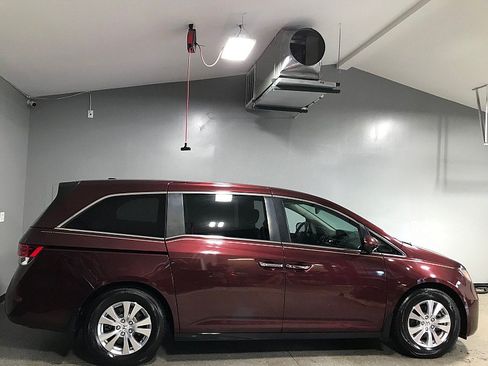 Used 2016 Honda Odyssey EX-L image 2
