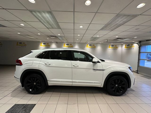 Used 2021 Volkswagen Atlas Cross Sport SEL Premium R-Line w/ Cross Sport MDO Package AWD/4WD image 3