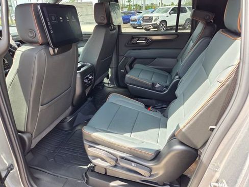 New 2026 GMC Yukon XL AT4 w/ AT4 Premium Plus Package AWD/4WD image 7