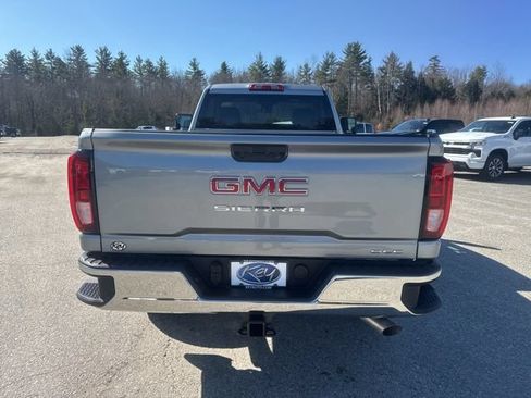 Used 2026 GMC Sierra 2500 SLE AWD/4WD image 5