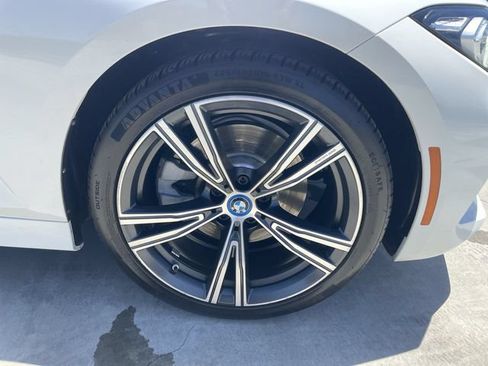 Used 2023 BMW 330e RWD image 34