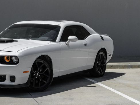 Used 2020 Dodge Challenger R/T w/ Blacktop Package RWD image 8