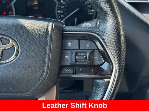 Used 2022 Toyota Tundra Limited image 36