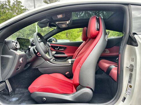 New 2026 Mercedes-Benz CLE 450 4MATIC Coupe image 3