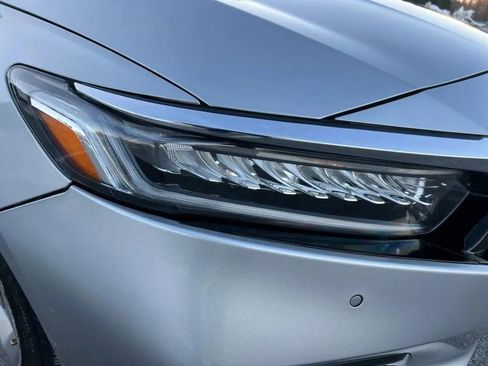 Used 2018 Honda Accord Touring image 33