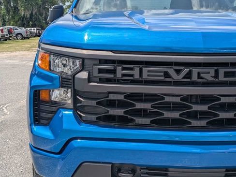 Used 2024 Chevrolet Silverado 1500 Custom w/ Turbomax Blackout Package AWD/4WD image 10