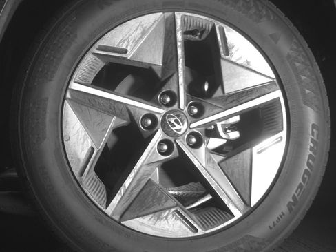 Used 2025 Hyundai Tucson SEL image 14