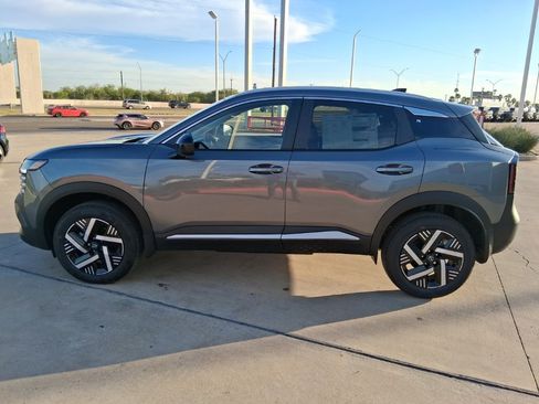 New 2026 Nissan Kicks SV w/ SV Premium Package image 3