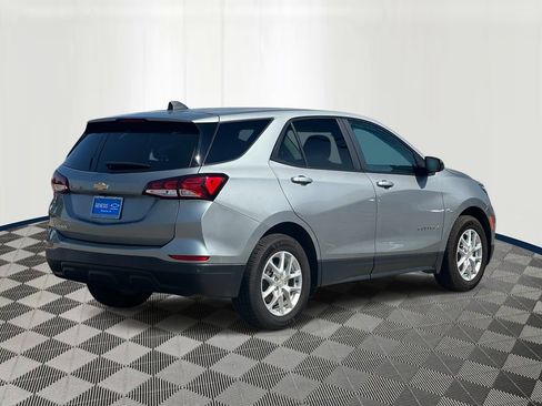 Certified 2024 Chevrolet Equinox LS FWD image 5