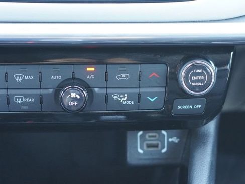 Used 2024 Jeep Compass Limited AWD/4WD image 29