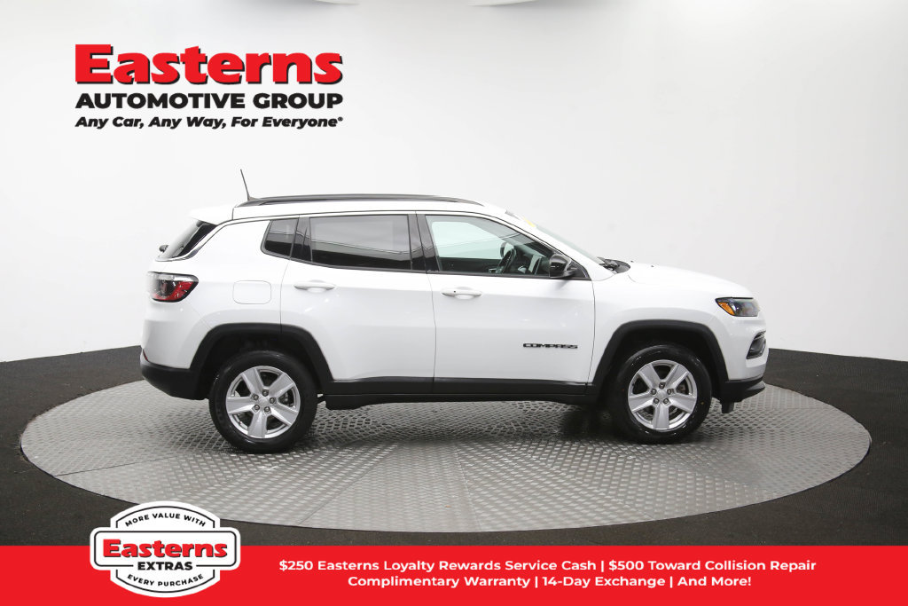 Used 2022 Jeep Compass Latitude w/ Convenience Group AWD/4WD image 45
