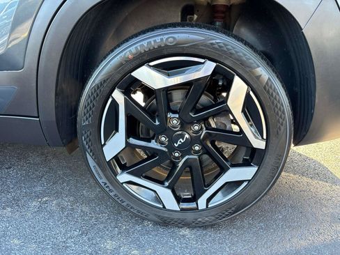 Used 2024 Kia Seltos SX w/ SX Sunroof Package AWD/4WD image 4