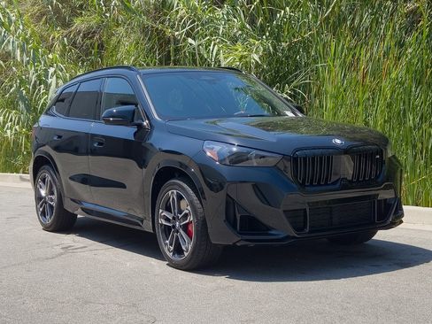 New 2025 BMW X1 M35i w/ Premium Package image 2