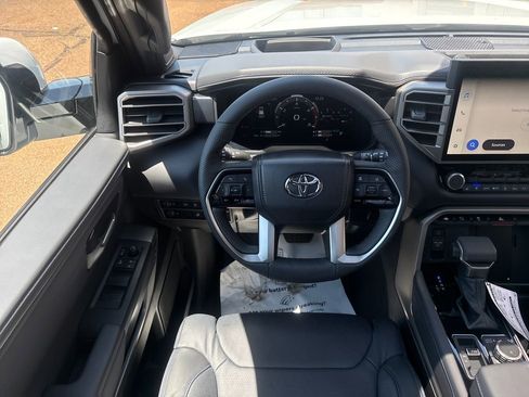 New 2026 Toyota Sequoia Platinum AWD/4WD image 3