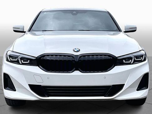 Used 2023 BMW 330i Sedan w/ Driving Assistance Package image 4