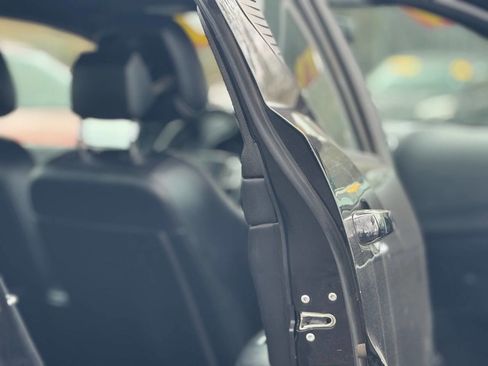 Used 2014 Dodge Avenger SXT w/ Sun/Sound Group image 5