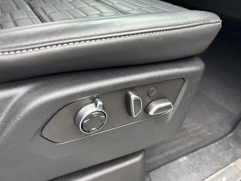 Used 2021 Cadillac Escalade Sport Platinum image 51