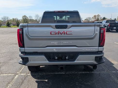 New 2026 GMC Sierra 2500 Denali w/ Denali Reserve Package AWD/4WD image 6