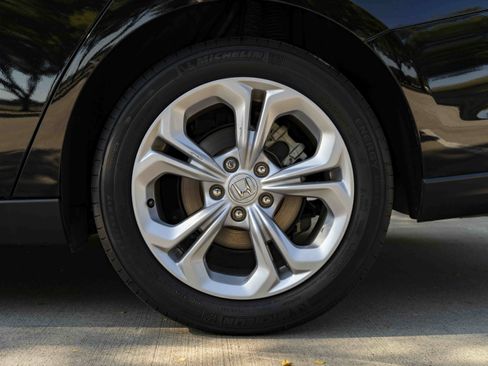 Used 2025 Honda Accord LX image 15