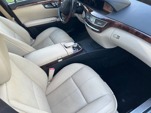 Used 2009 Mercedes-Benz S 550 4MATIC image 33