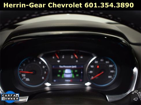 Used 2023 Chevrolet Traverse LT image 32