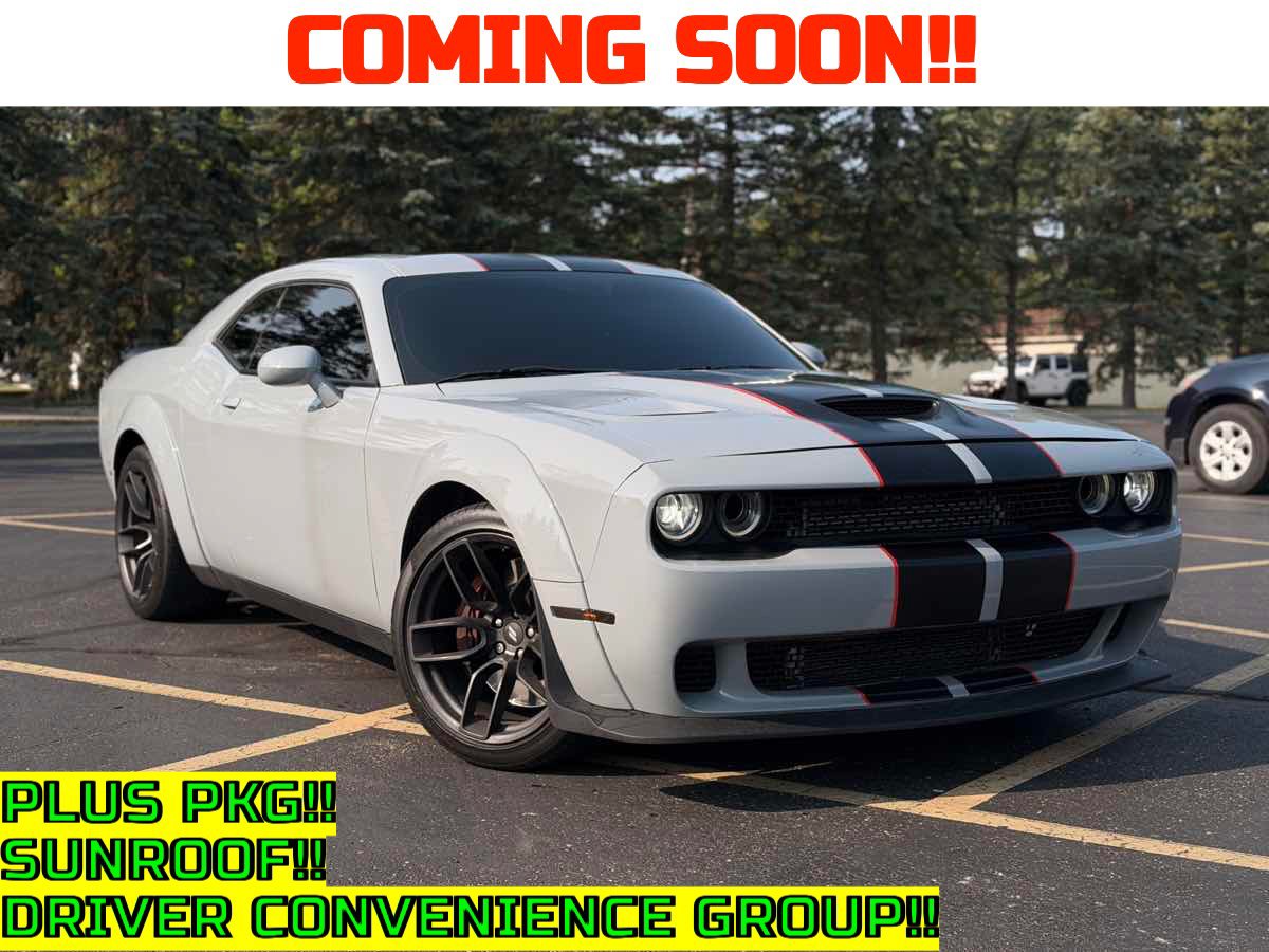 Used 2022 Dodge Challenger R/T Scat Pack RWD image 1
