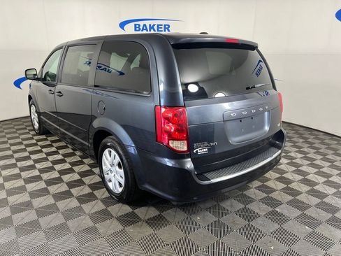Used 2014 Dodge Grand Caravan SE w/ Quick Order Package 29E SE FWD image 3