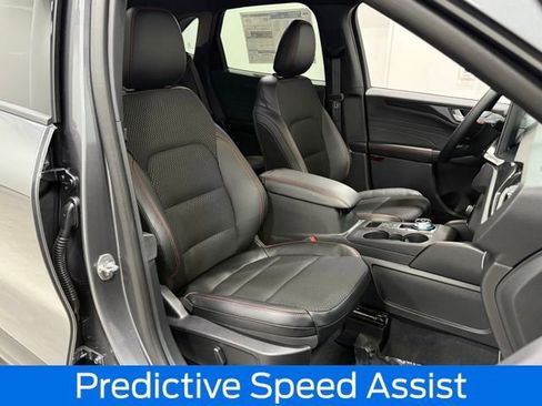 New 2026 Ford Escape ST-Line Select w/ Tech Pack #2 AWD/4WD image 30