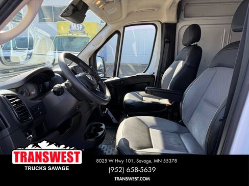 Used 2023 RAM ProMaster 2500 FWD image 5