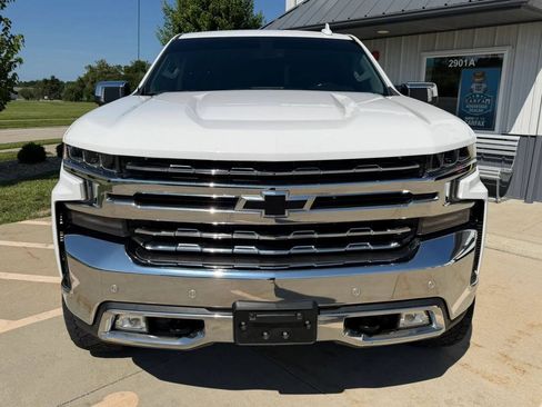Used 2020 Chevrolet Silverado 1500 LTZ AWD/4WD image 9