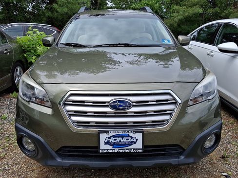 Used 2016 Subaru Outback 2.5i Premium w/ Protection Package #1 AWD/4WD image 2