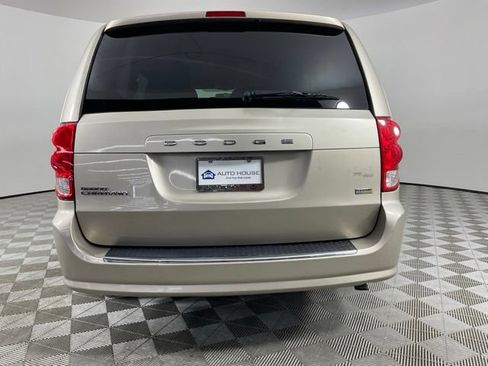 Used 2016 Dodge Grand Caravan SE w/ Quick Order Package 29E SE FWD image 6
