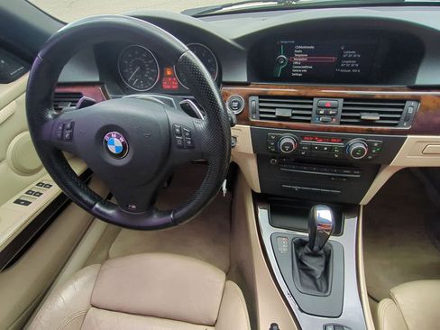Used 2012 BMW 335i Convertible RWD image 15