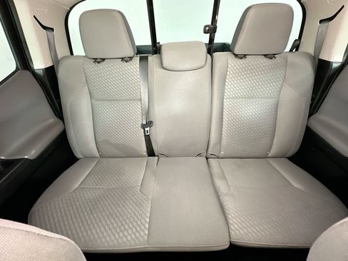 Used 2023 Toyota Tacoma SR w/ SR Convenience Package RWD image 13