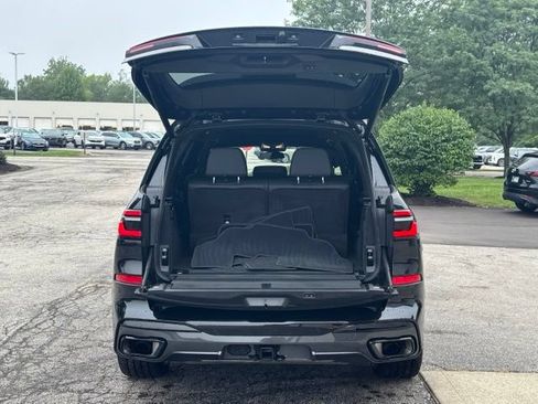 Used 2026 BMW X7 xDrive40i w/ M Sport Package AWD/4WD image 34