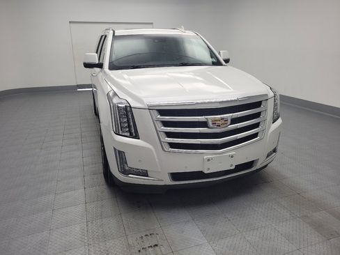 Used 2016 Cadillac Escalade ESV Premium AWD/4WD image 14