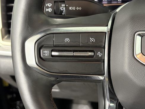 Used 2024 GMC Canyon Denali AWD/4WD image 23