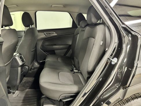 Used 2024 Kia Sportage LX FWD image 20