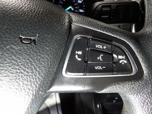 Used 2020 Ford EcoSport S FWD image 15