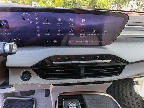 New 2026 Buick Enclave Avenir w/ Super Cruise Package FWD image 19