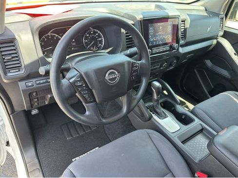 Used 2022 Nissan Frontier S w/ Technology Package RWD image 8
