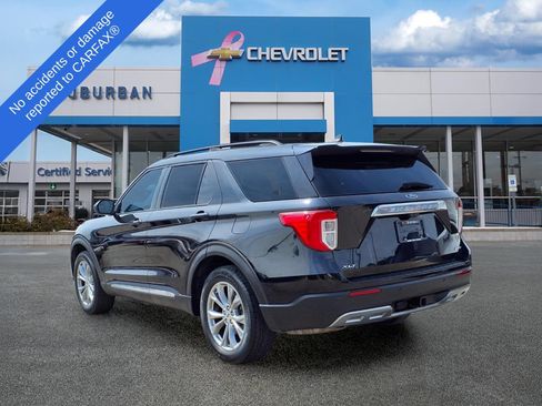Used 2023 Ford Explorer XLT w/ Equipment Group 202A AWD/4WD image 7