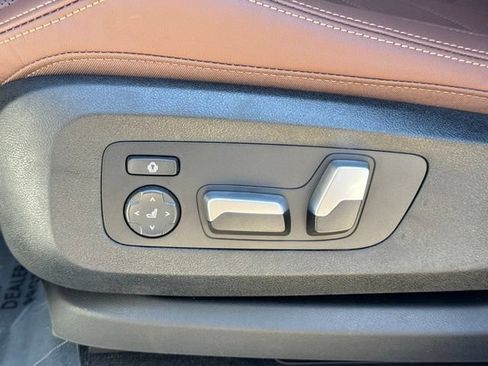 New 2026 BMW X5 sDrive40i w/ Premium Package RWD image 18