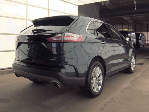 Used 2024 Ford Edge Titanium AWD/4WD image 2