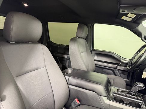Used 2019 Ford F150 XLT w/ Equipment Group 302A Luxury AWD/4WD image 21