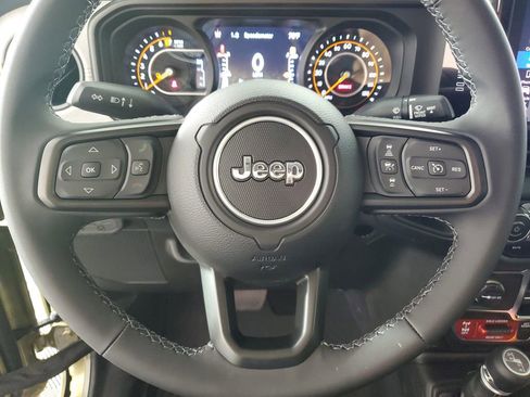 New 2025 Jeep Gladiator Willys image 21