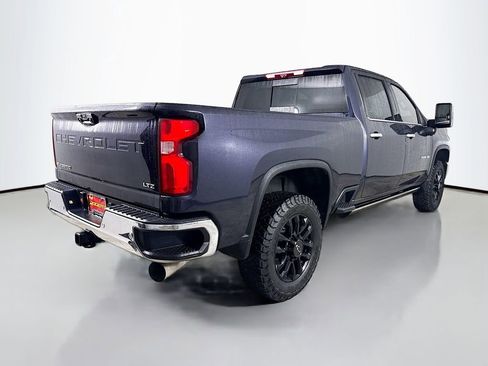 Used 2024 Chevrolet Silverado 3500 LTZ image 7