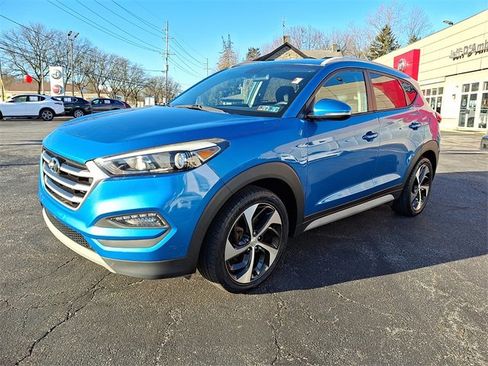 Used 2017 Hyundai Tucson Sport image 3