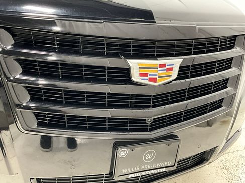 Used 2020 Cadillac Escalade ESV Luxury w/ Escalade Sport Edition AWD/4WD image 29